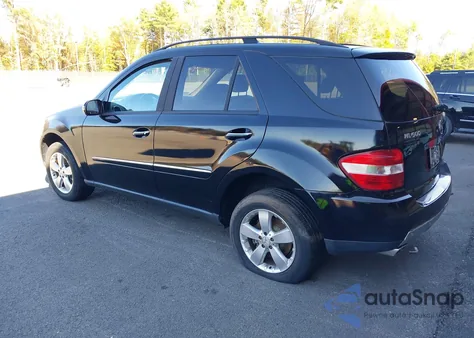 2006 Mercedes-Benz Ml 500 4Matic z USA, uszkodzony, nr VIN 4JGBB75E46A062287